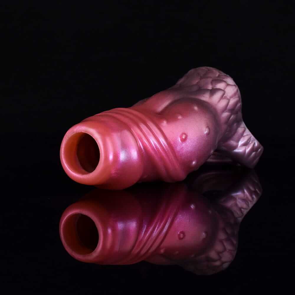 Fanged Fury Penis Extender:  Intense Sensation with Feline-Inspired Design