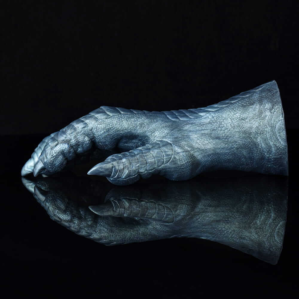 Metallic Dragon Claw Fisting Toy
