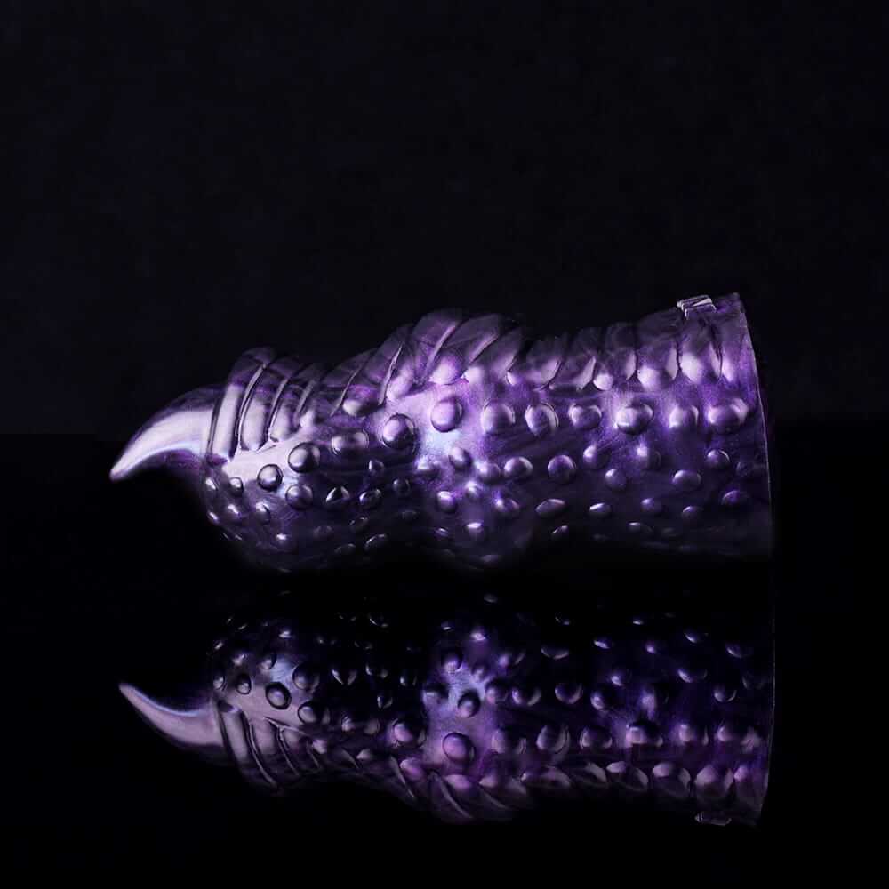 Obsidian Dragon Claws - Trio of Shadowed Pleasures