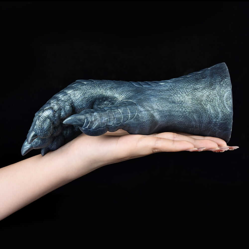 Metallic Dragon Claw Fisting Toy