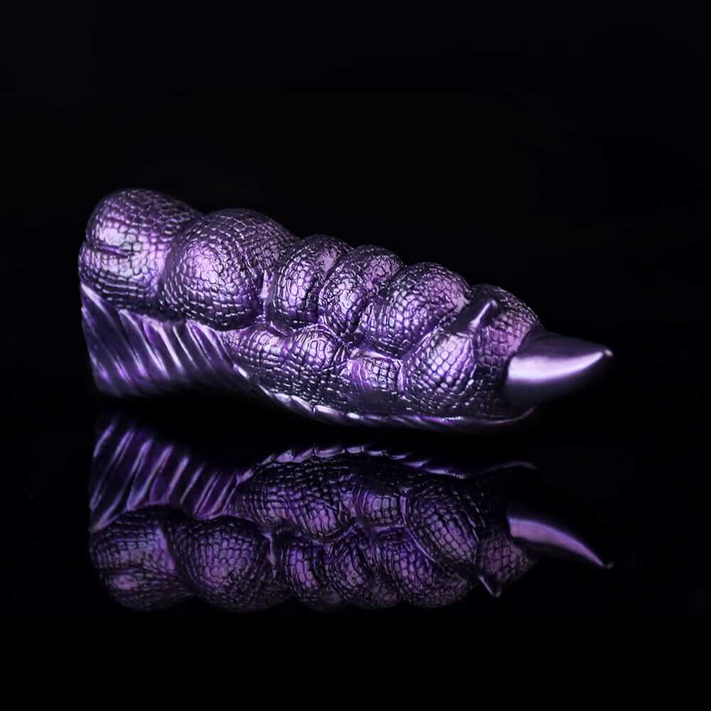 Violet Dragon Claw – Fantasy Finger Sleeve