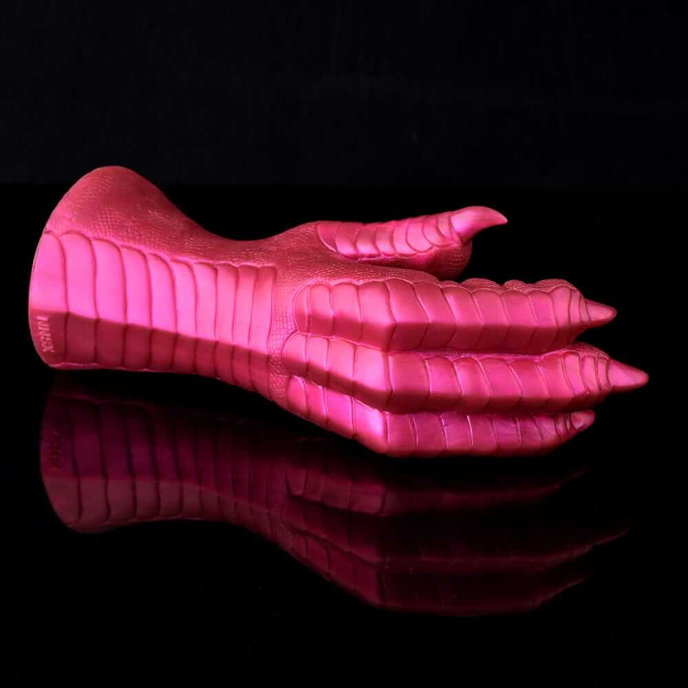 Bloodscale Dragon Claw-Red Fisting Glove
