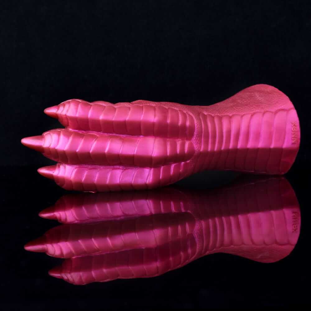 Bloodscale Dragon Claw-Red Fisting Glove